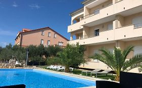 Vila Anica